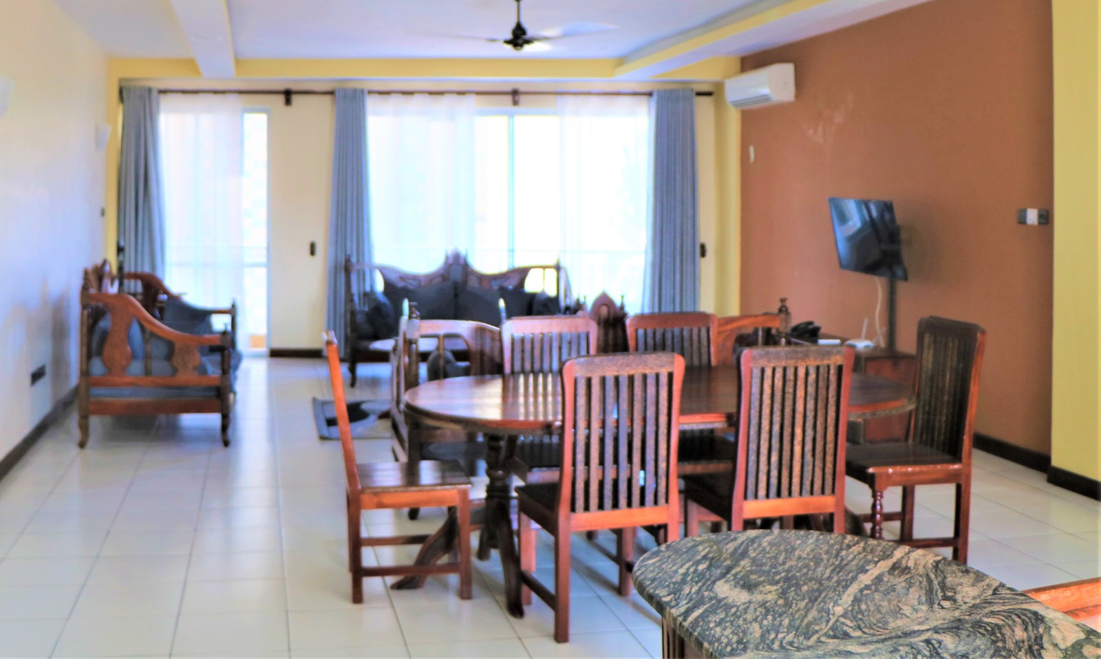 Beach front 2bedroom vacation apartment Mombasa. Affordable furnished Hotel for vacation in Mombasa | Zuru Life Africa