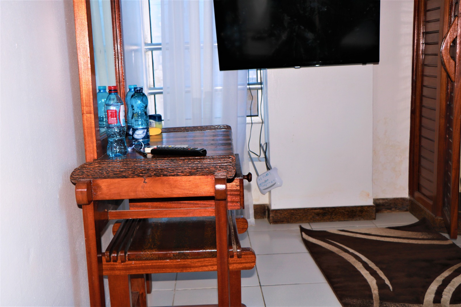 Twin bed vacation apartment in Pirates Beach. Affordable furnished Hotel for vacation in Mombasa | Zuru Life Africa