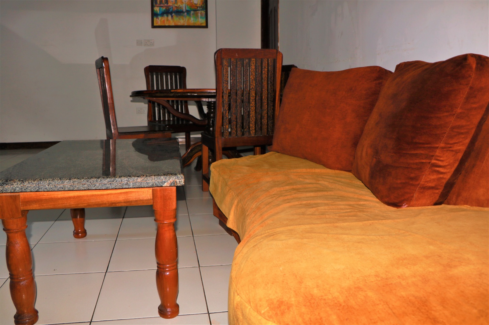 Twin bed vacation apartment in Pirates Beach. Affordable furnished Hotel for vacation in Mombasa | Zuru Life Africa